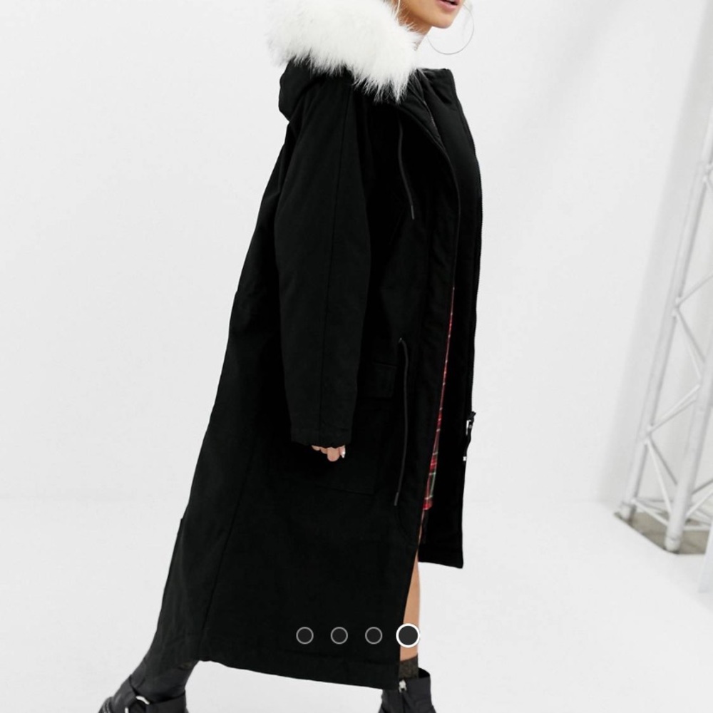 COLLUSION petite parka jacket with fur line hood❄️